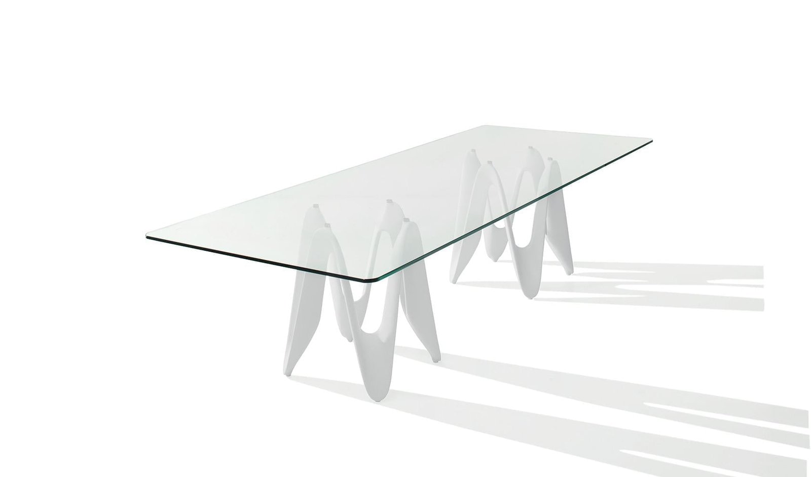 Sovet Valgomojo stalas Lambda Two Bases