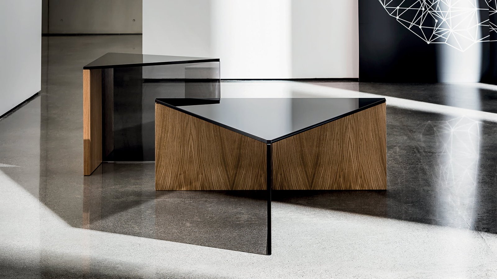Sovet Itališkas Žurnalinis staliukas Regolo Triangular